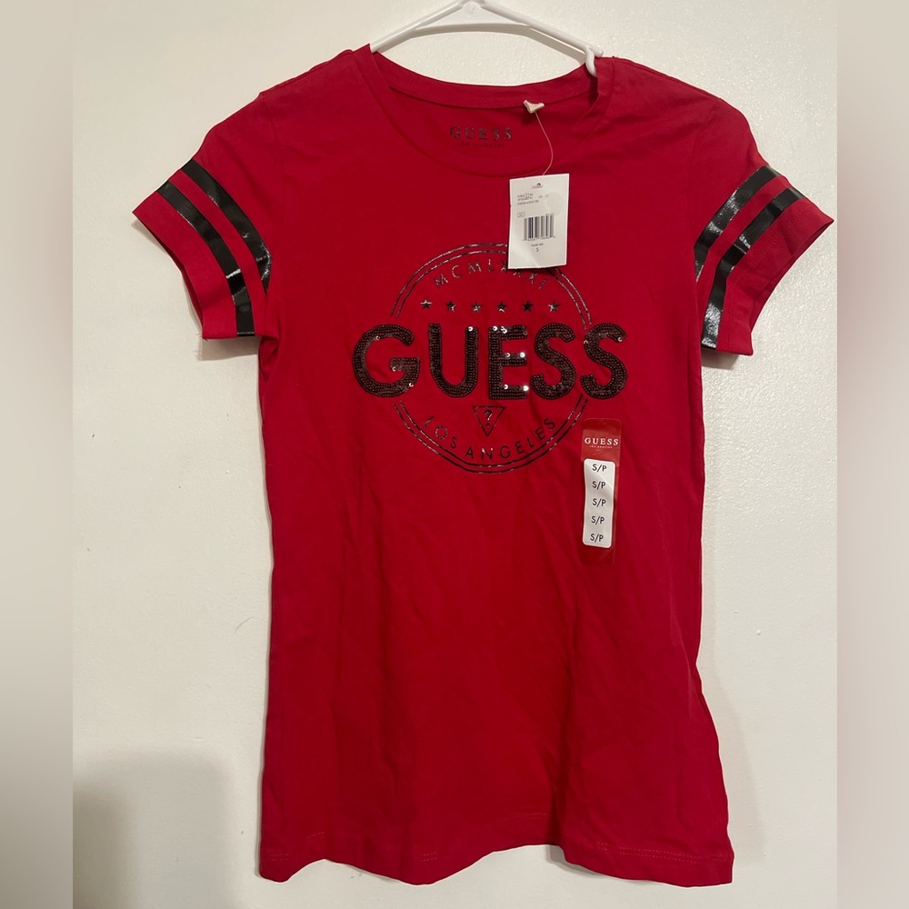 Guess Womens TShirt size Small NWT